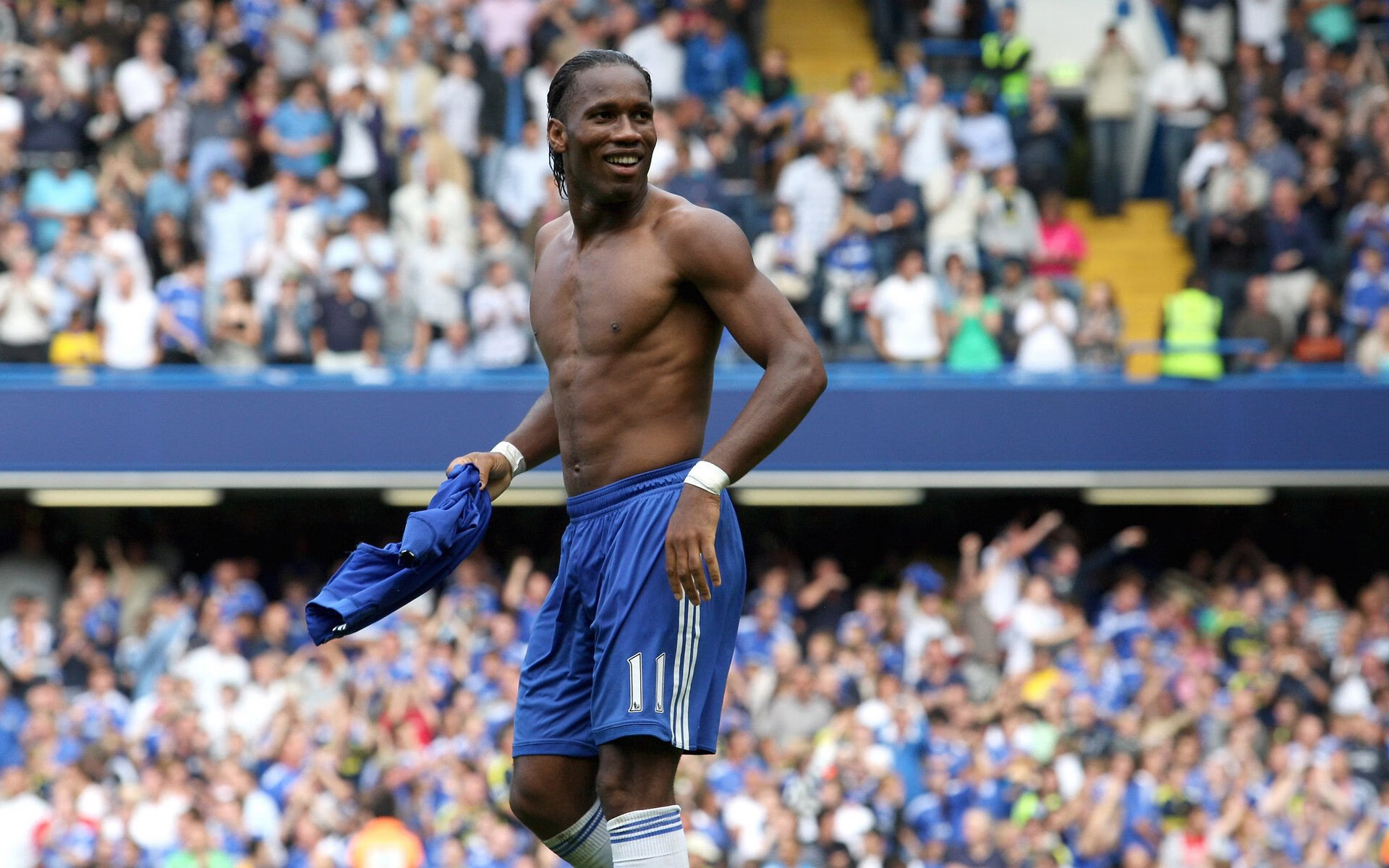 开云体育世界杯-上海队全面压制篮网，文班亚马赛后评分拉满，一场颠覆认知的胜利  第2张